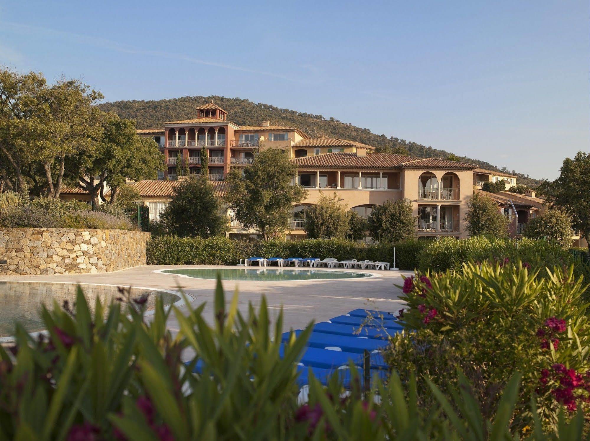 P&V Residence Le Hameau Des Issambrr Сент-Максим Экстерьер фото